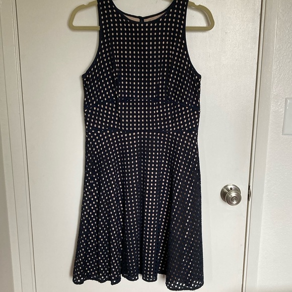 NWT ANN TAYLOR DRESS - Picture 2 of 10